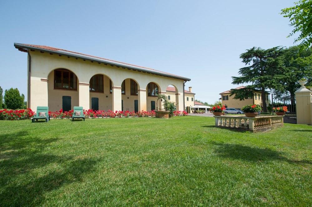 Hotel Venice Resort Airport Tessera Exterior photo